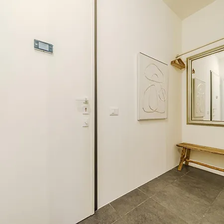 Monica Flat - Metro Lodi Tibb & Wi-fi